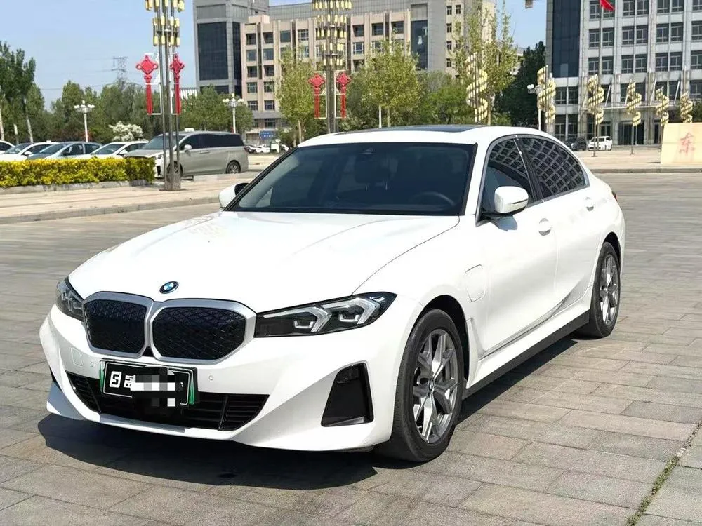 BMW i3, 2023