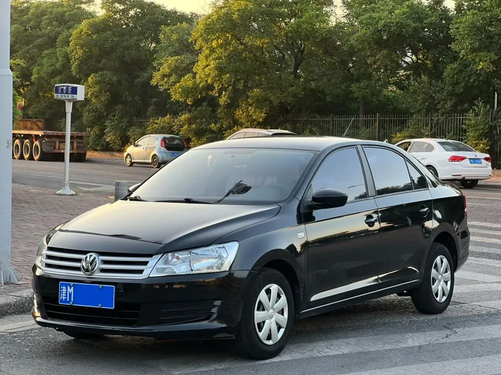 Volkswagen Santana 1.6L Auto Style Edition, 2015 — фото 1