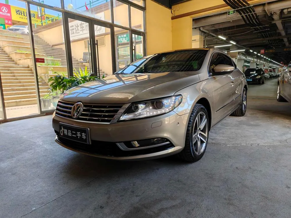 Volkswagen CC 2.0TSI Luxury Version, 2015 — фото 1