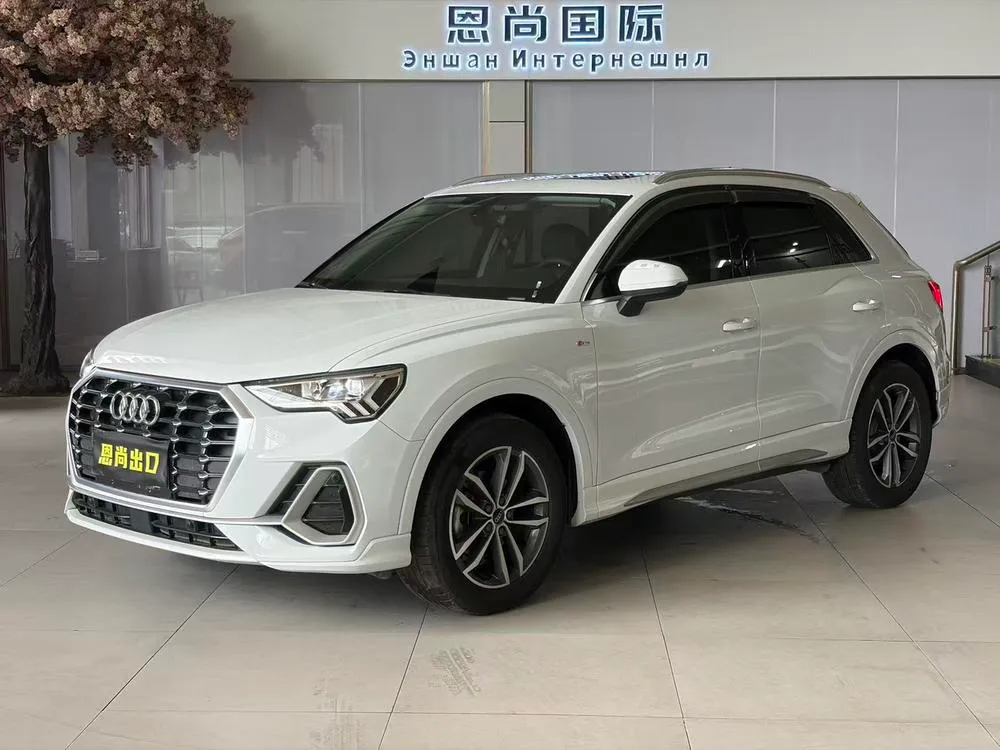 Audi Q3, 2022