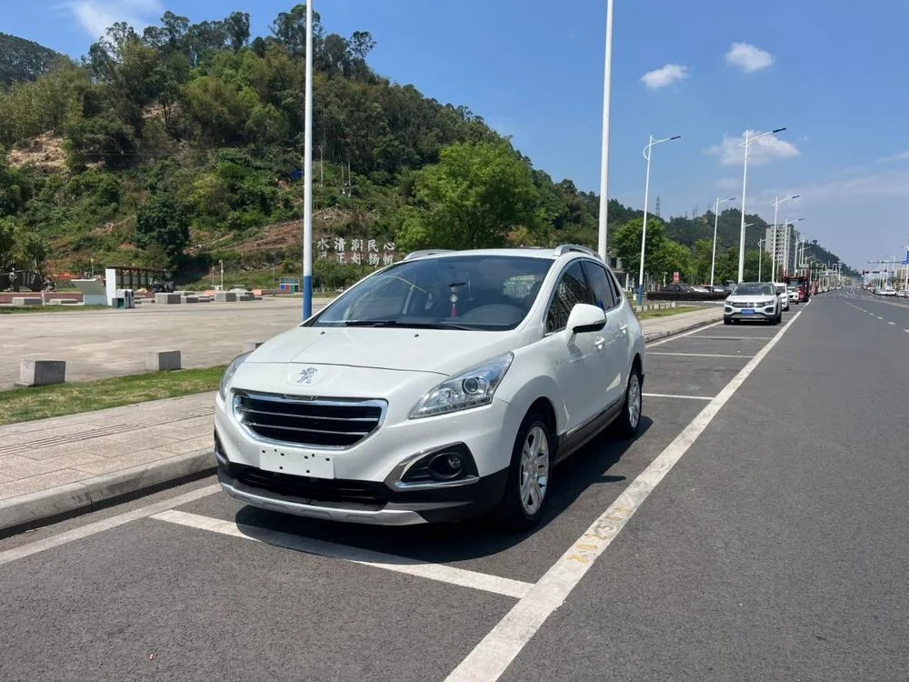 Peugeot 3008 2.0L Auto Trendy Edition, 2015 — фото 1