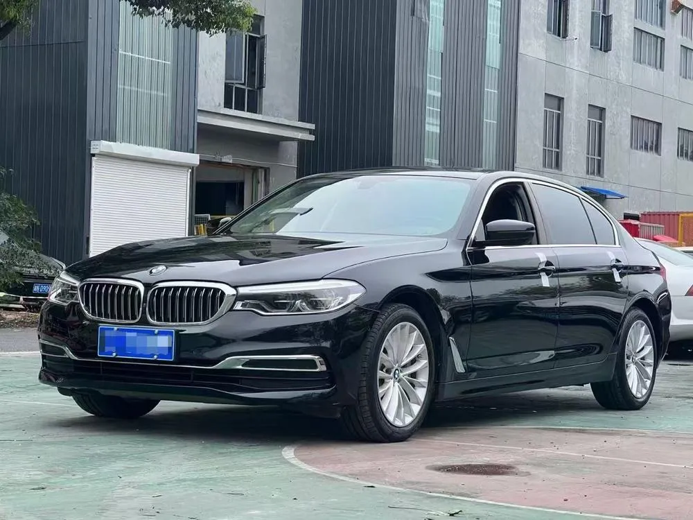 BMW 5-Series, 2020