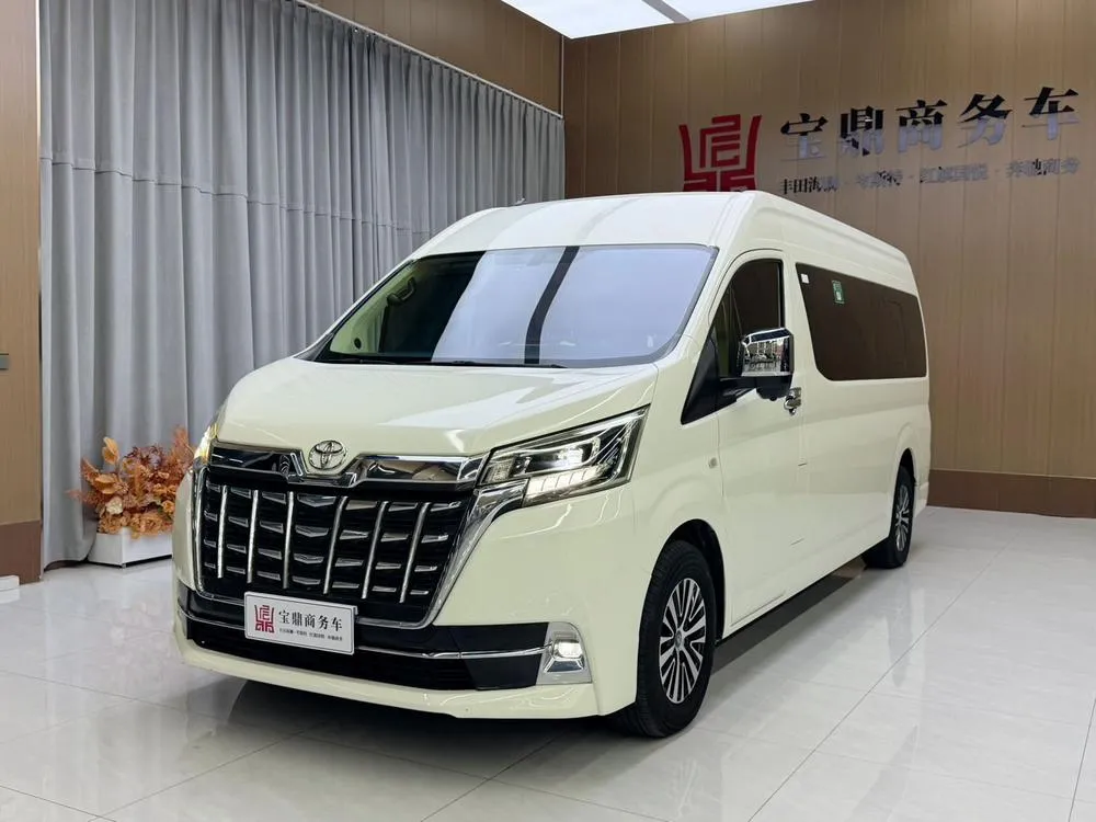 Toyota Hiace, 2023