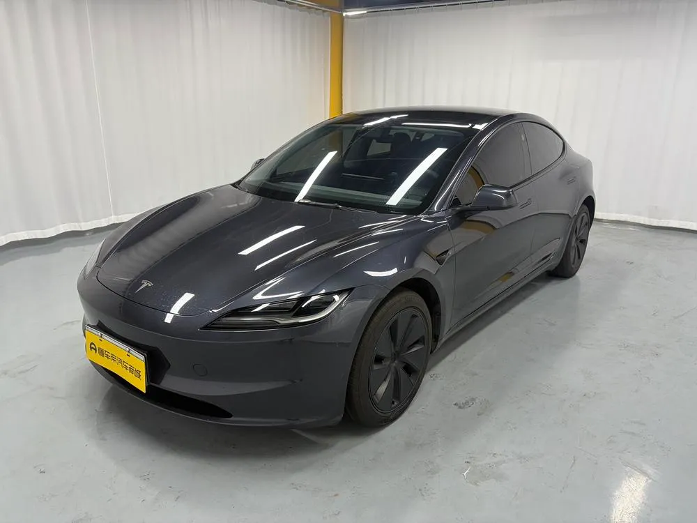 Tesla Model 3, 2025