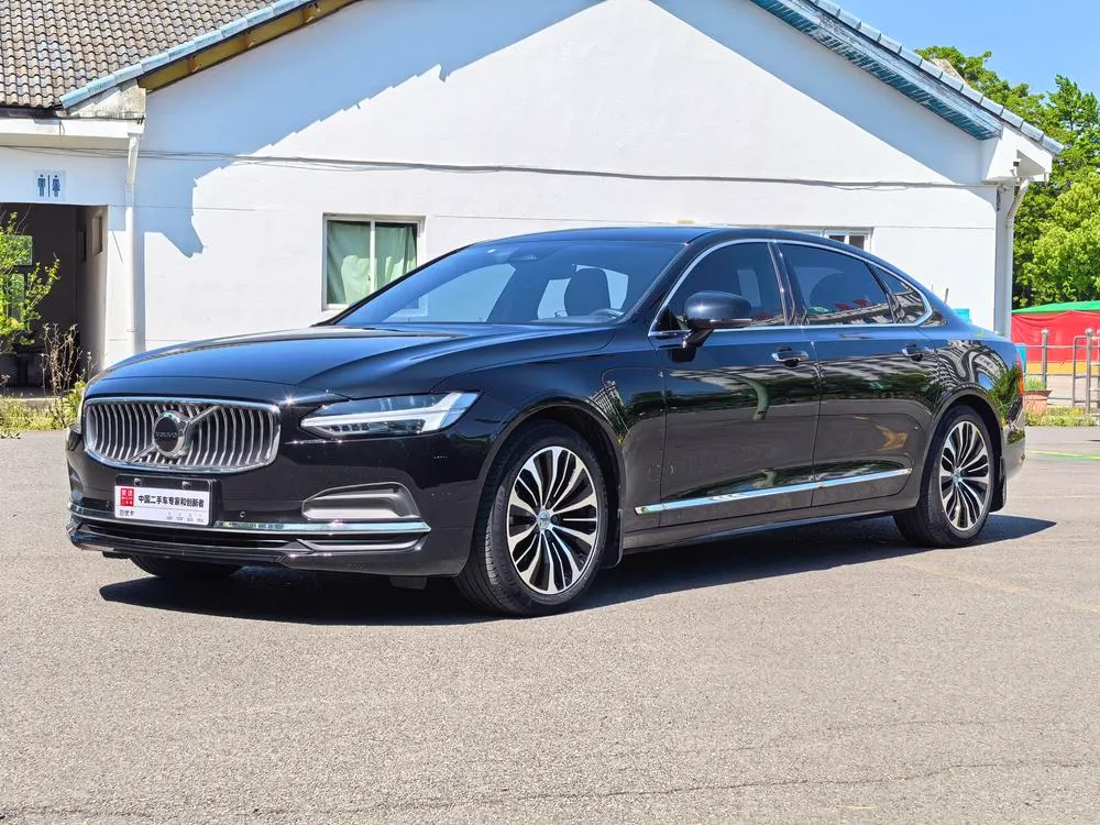 Volvo S90, 2023