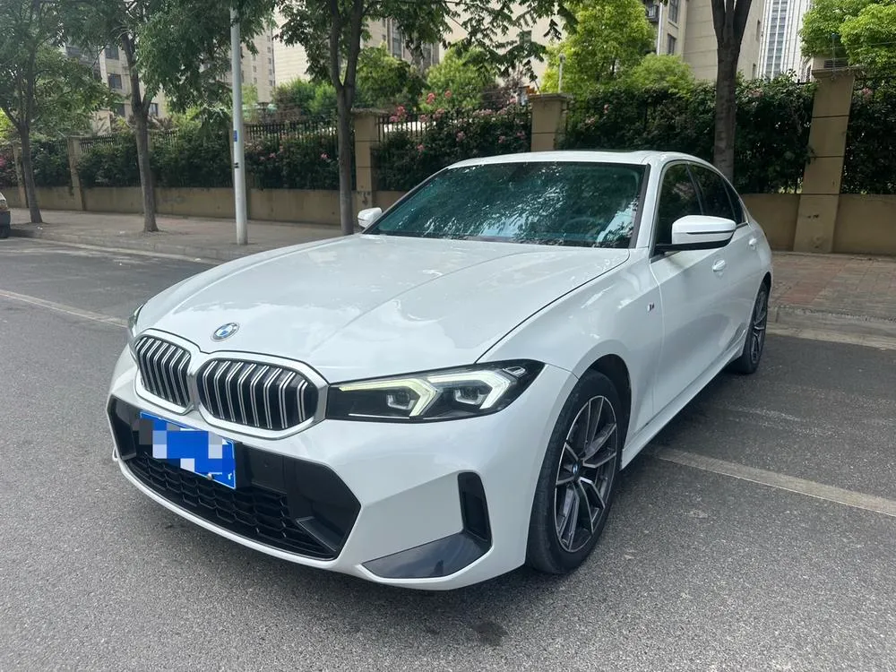 БМВ 3-Series 320Li M Sport, 2023 — фото 1