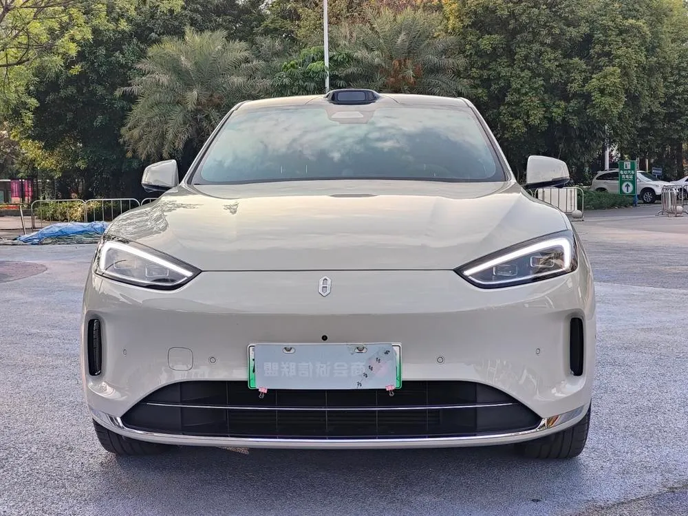 AITO M5, 2025