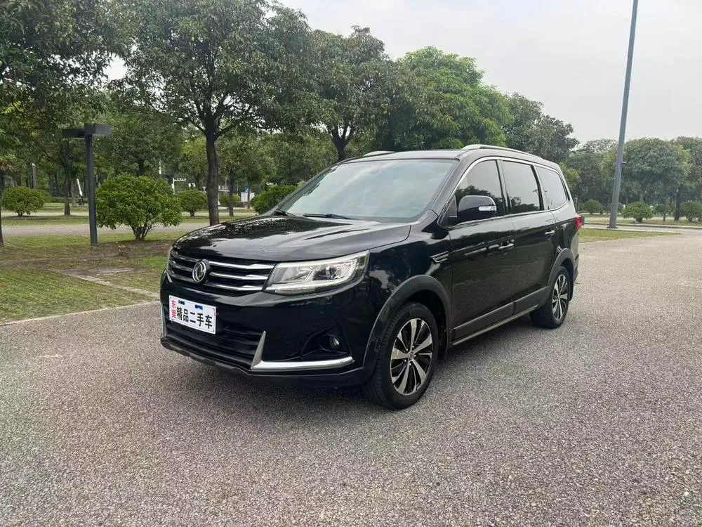 Dongfeng Fengxing Jingyi X6, 2017