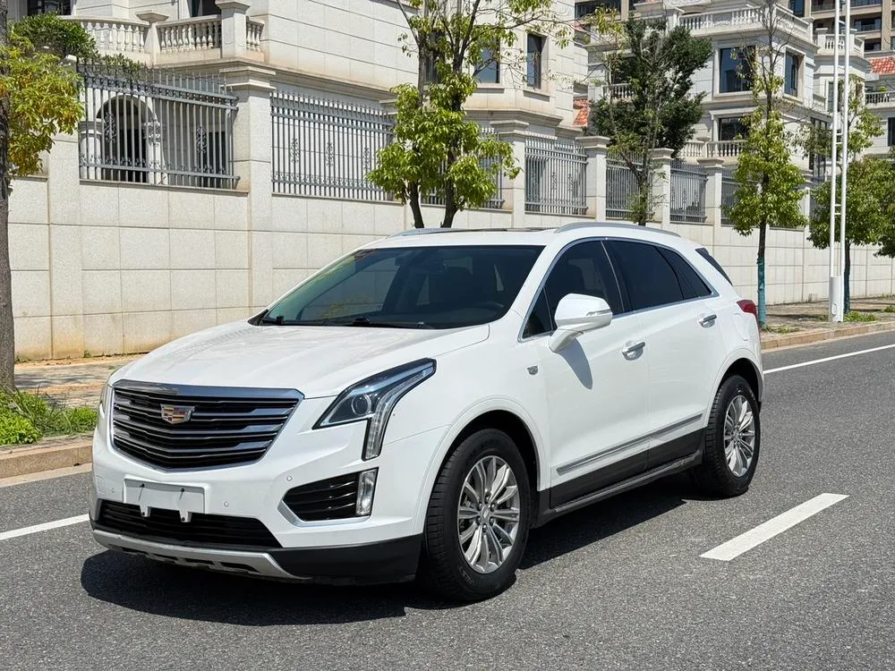 Кадиллак XT5 25T Luxury Version, 2016 — фото 1