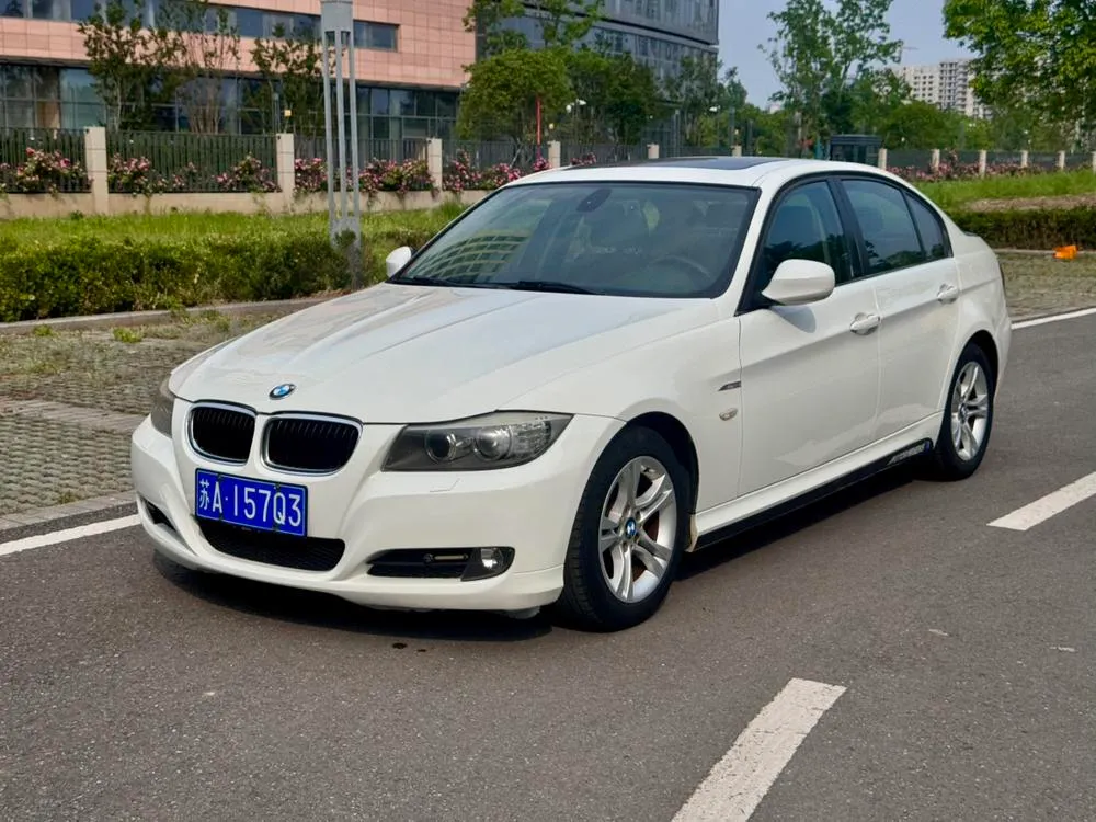 BMW 3-Series (Import) 318i Leading Version, 2012 — фото 1