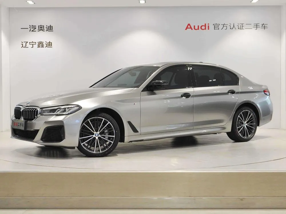 BMW 5-Series, 2023