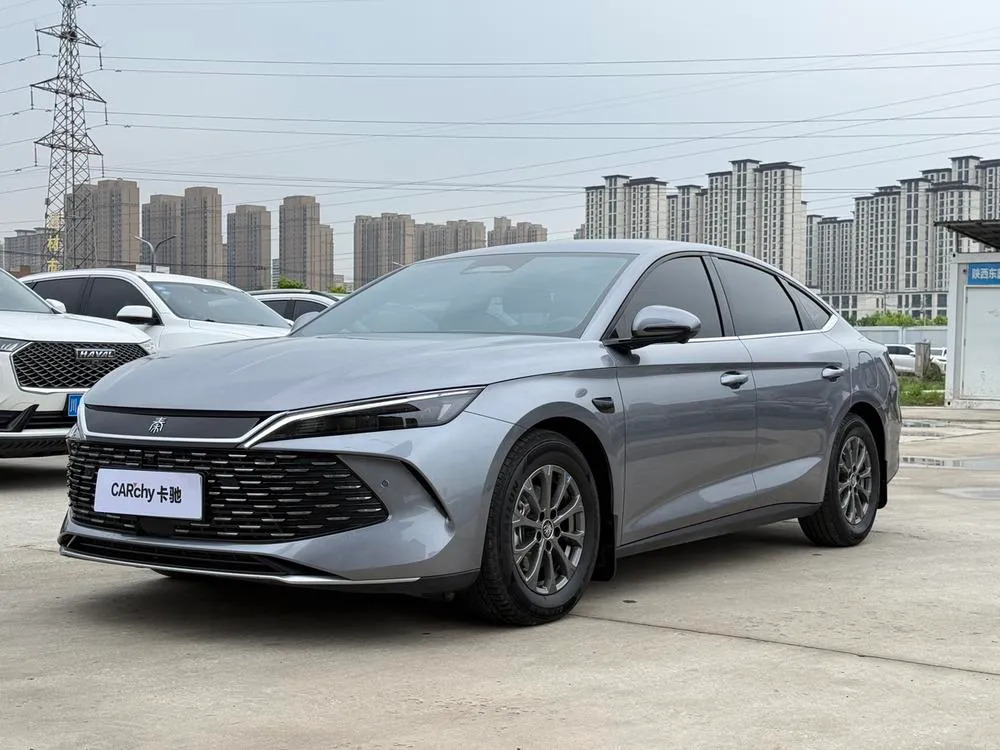 BYD Qin L DM, 2025