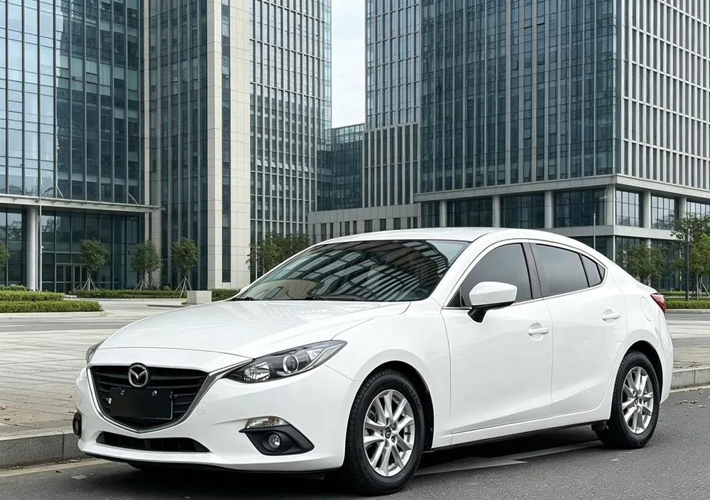 Mazda 3 Axela, 2014