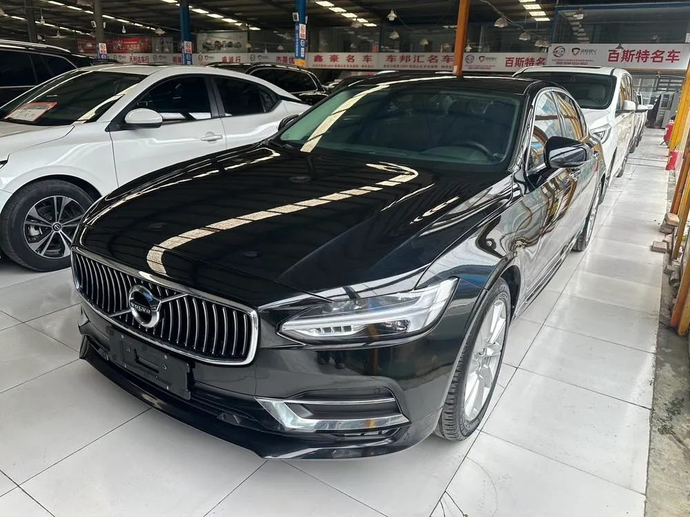 Volvo S90, 2020