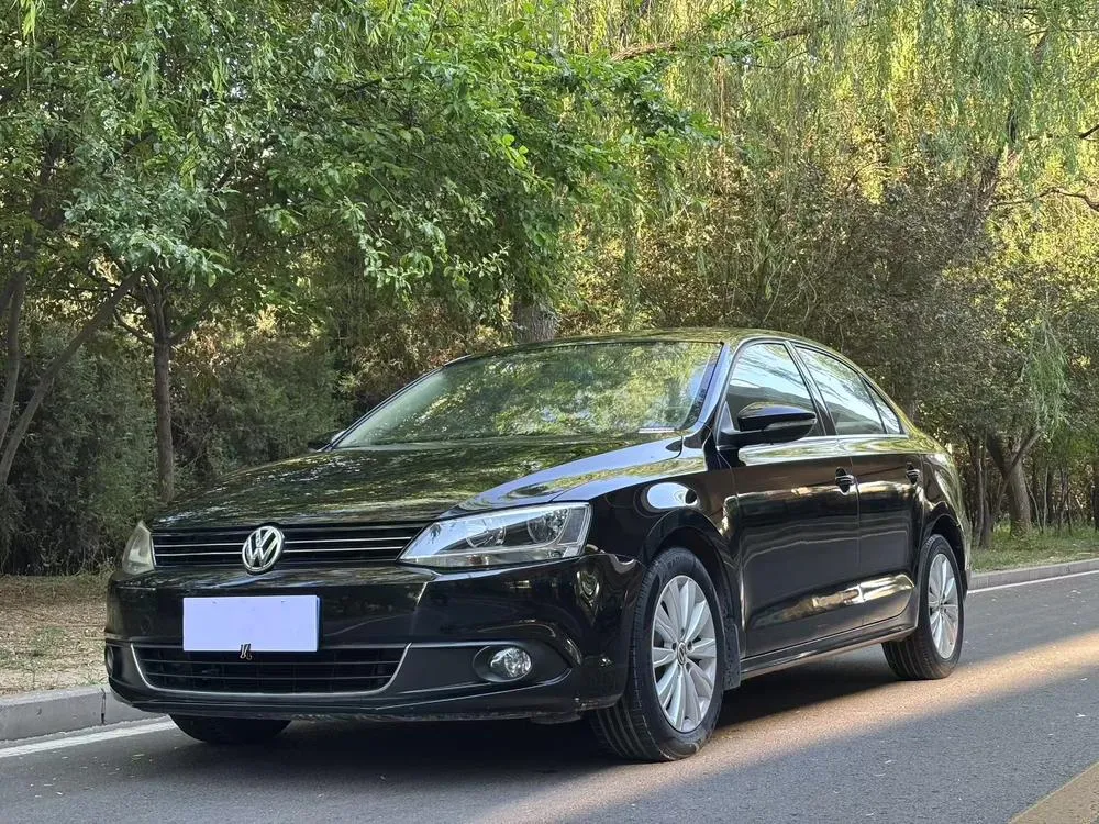Volkswagen Sagitar, 2014