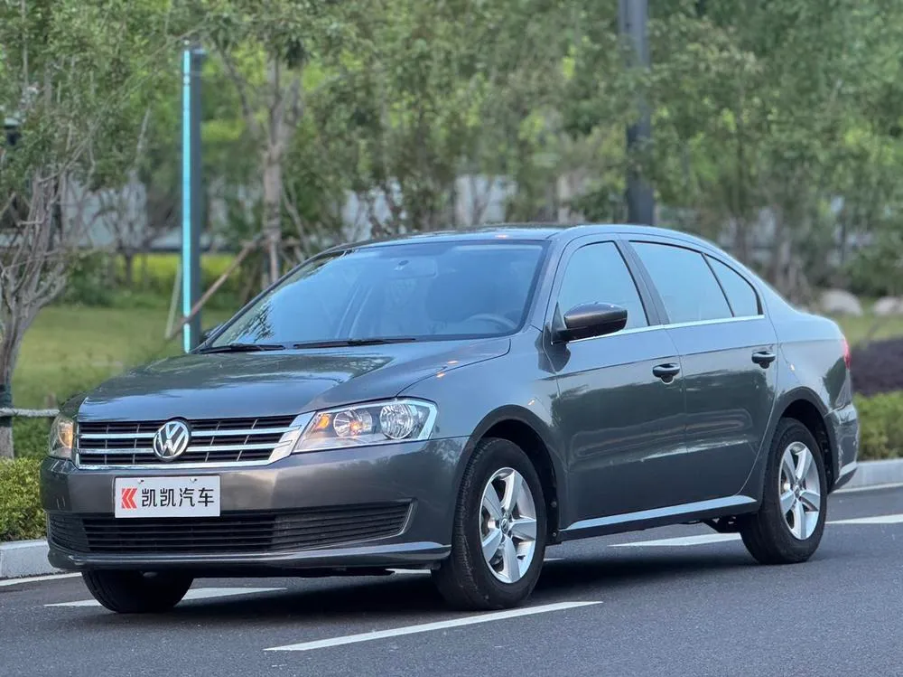 Фольксваген Lavida Facelift Classic 1.6L Auto Style Edition, 2013 — фото 1