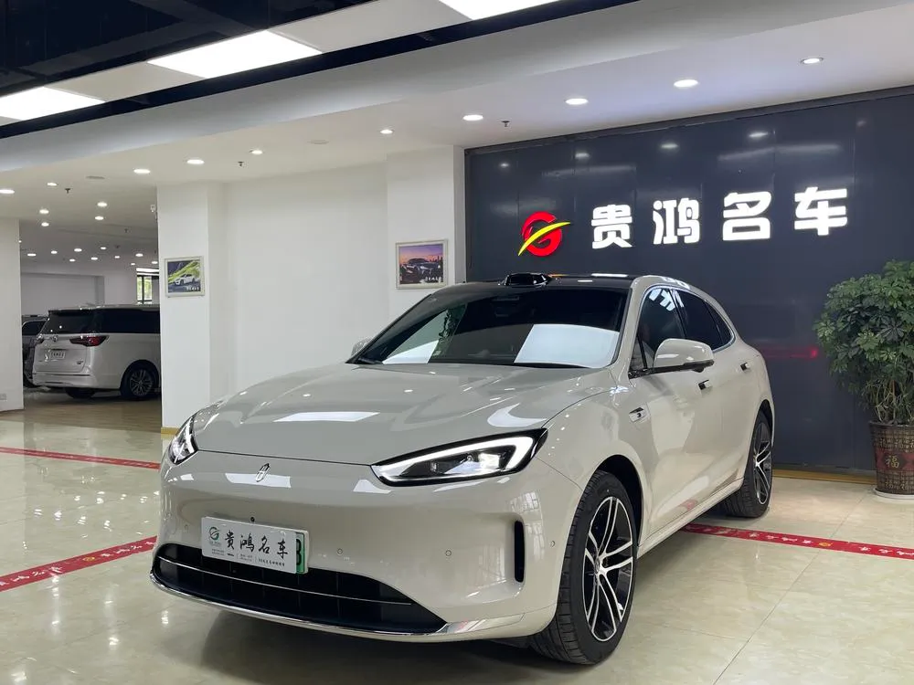 AITO M5 EREV Ultra 4WD Edition, 2025 — фото 1