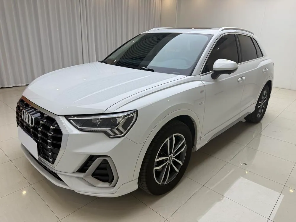 Audi Q3 35 TFSI Fashion Version, 2022 — фото 1