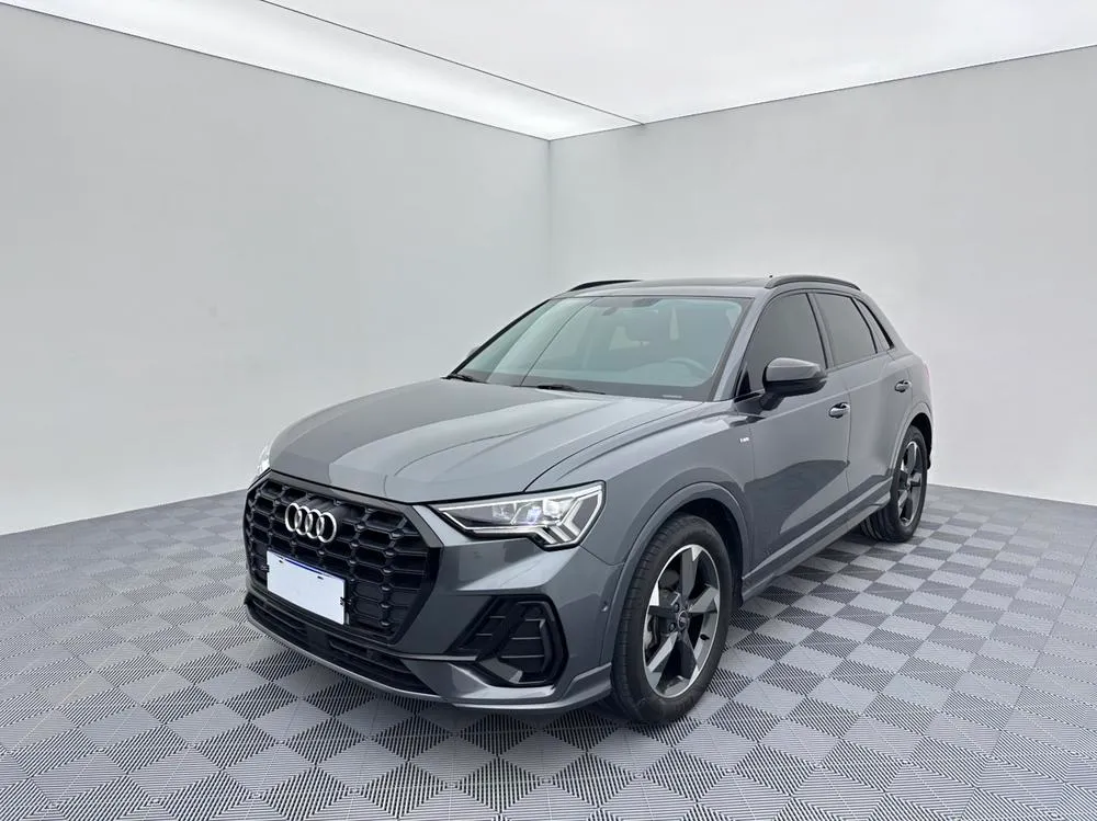 Audi Q3, 2022