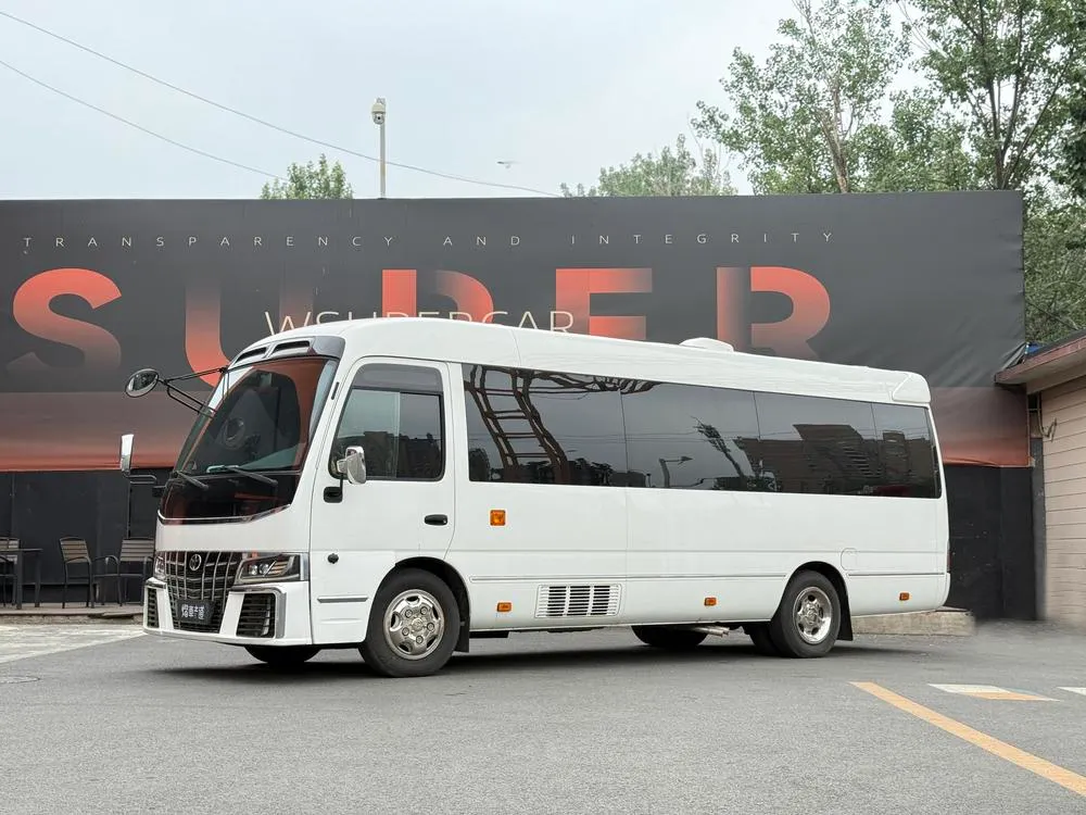 Toyota Coaster 4.0L механика полный привод 8 мест заводская кастомизация версия, 2023 — фото 1
