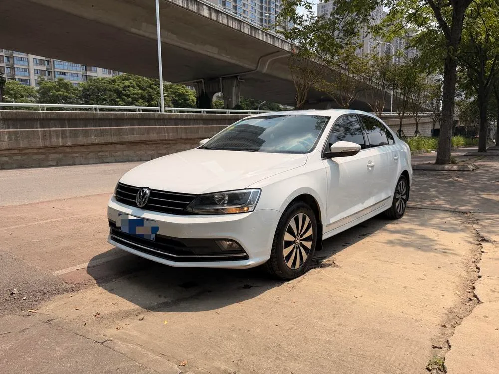 Volkswagen Sagitar, 2018
