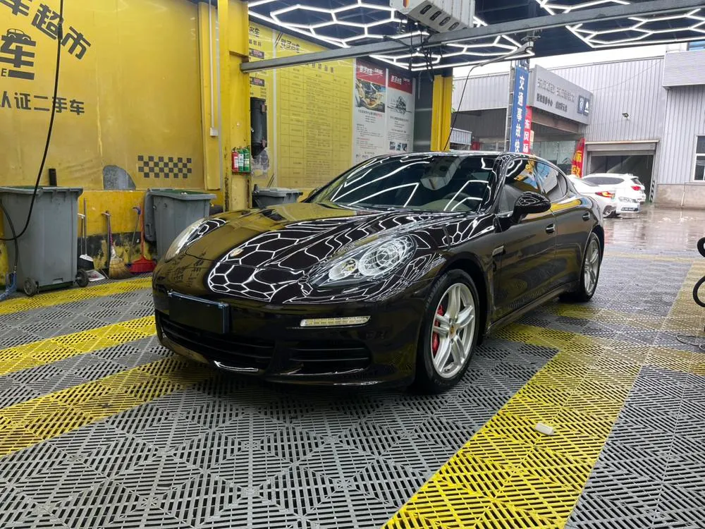 Porsche Panamera, 2014