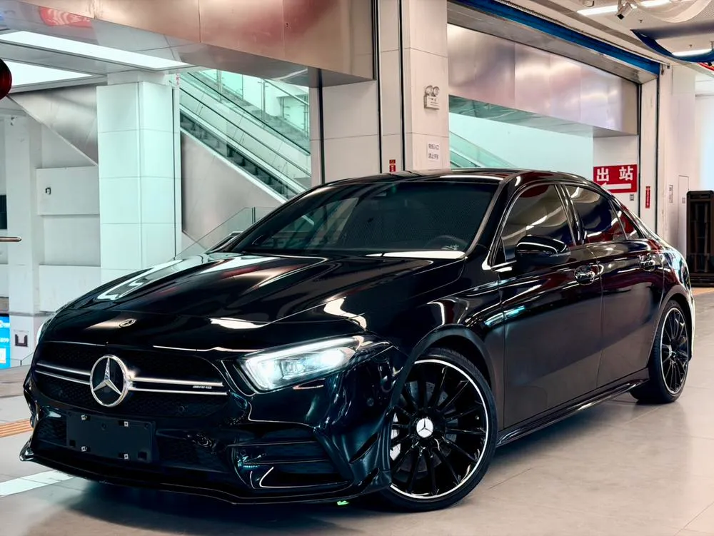 Mercedes-Benz A-Class AMG AMG A 35 L 4MATIC, 2022 — фото 1