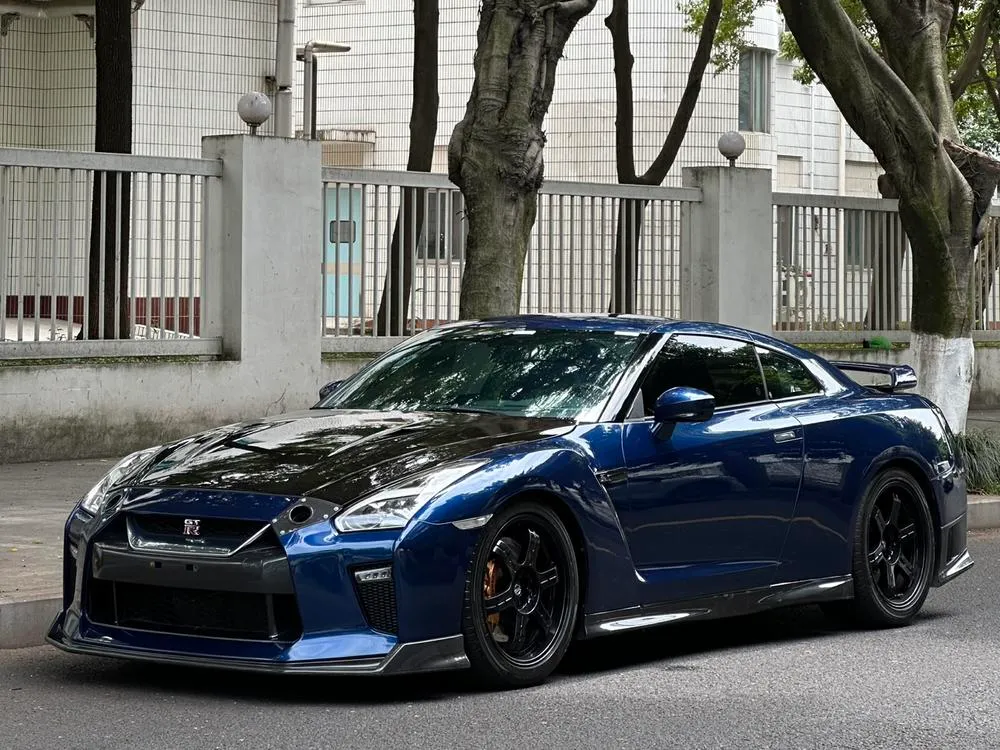 Nissan GT-R, 2014