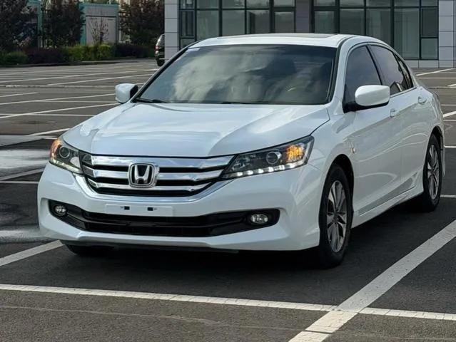 Honda Accord, 2015
