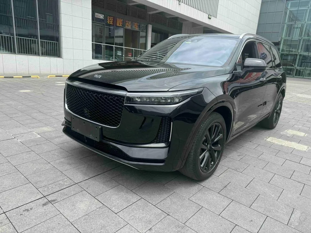 Li Auto ONE EREV 6 Seater Edition, 2020 — фото 1