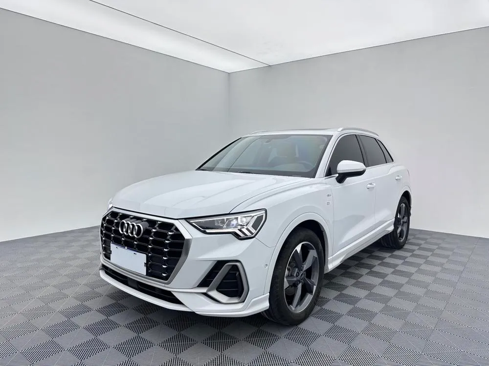 Audi Q3 35 TFSI Fashion Version, 2022 — фото 1