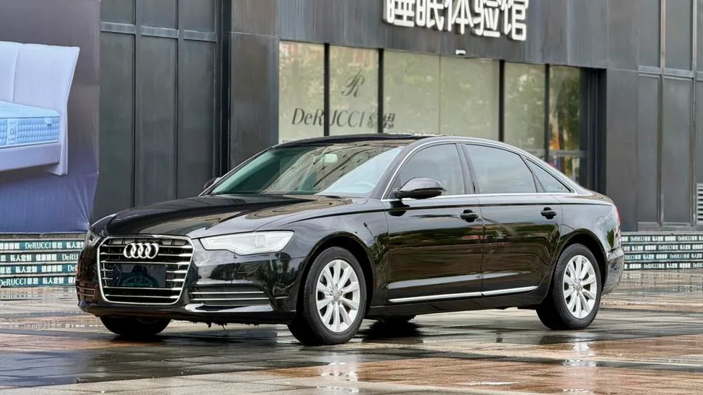 Ауди A6L 30 FSI Comfort Version, 2014 — фото 1