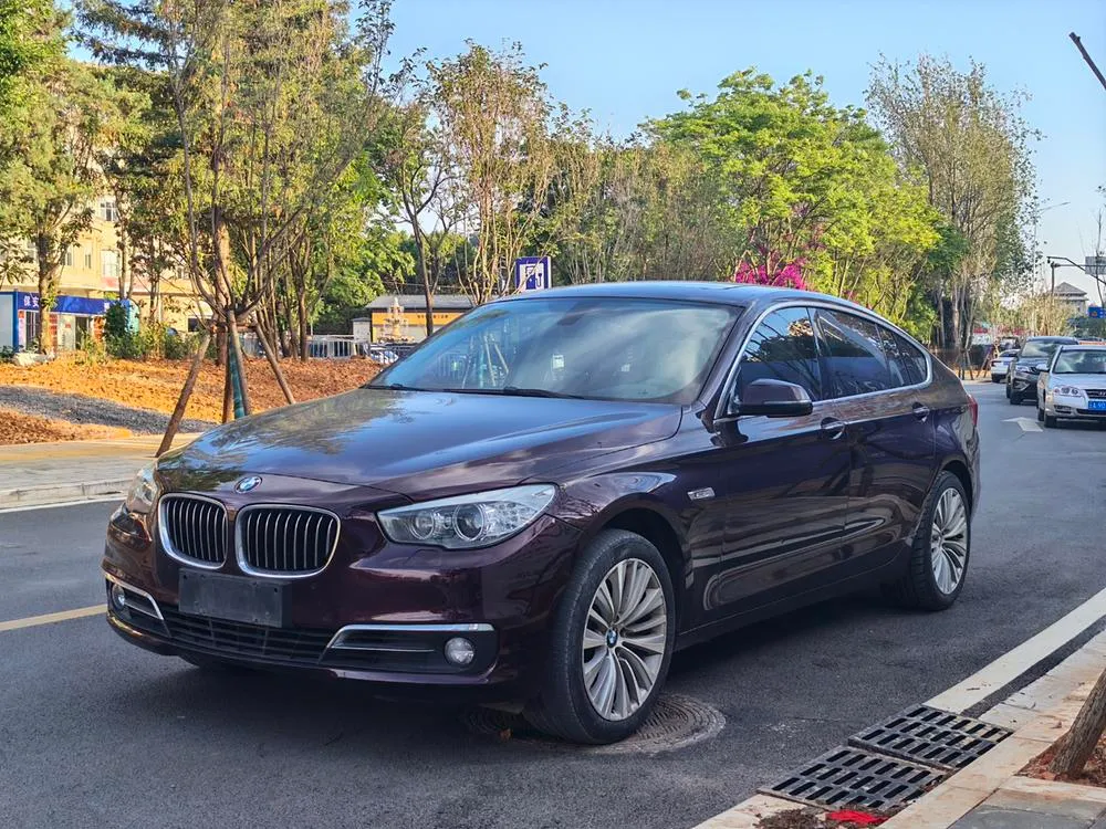БМВ 5-Series GT 535i Luxury Version, 2015 — фото 1