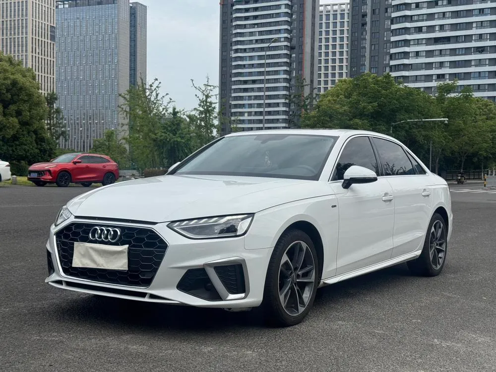 Audi A4L, 2021