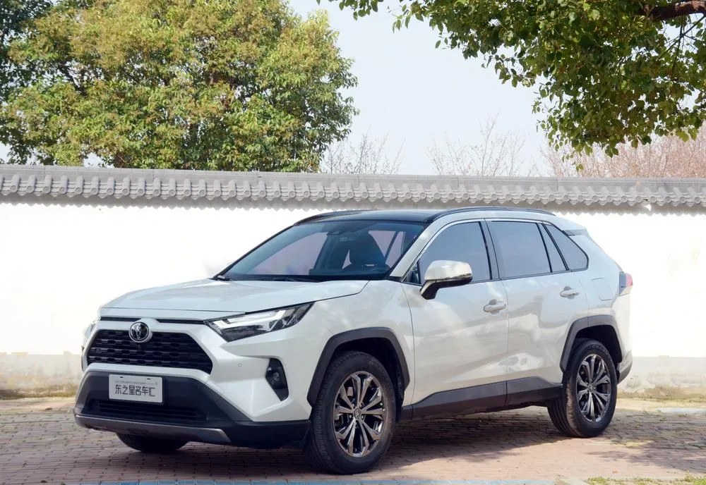 Toyota RAV4 2.0L CVT 2WD Style PLUS Edition, 2023 — фото 1