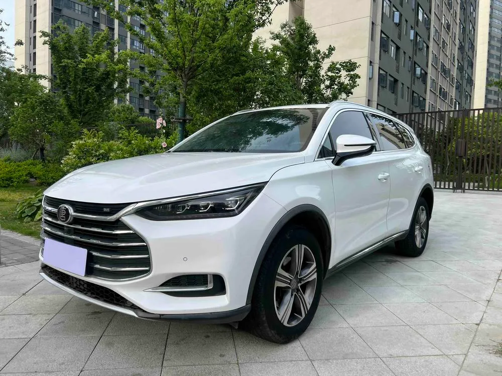 BYD Tang 2.0T Auto Smart Connected Premium Version 5 Seater CN6, 2019 — фото 1