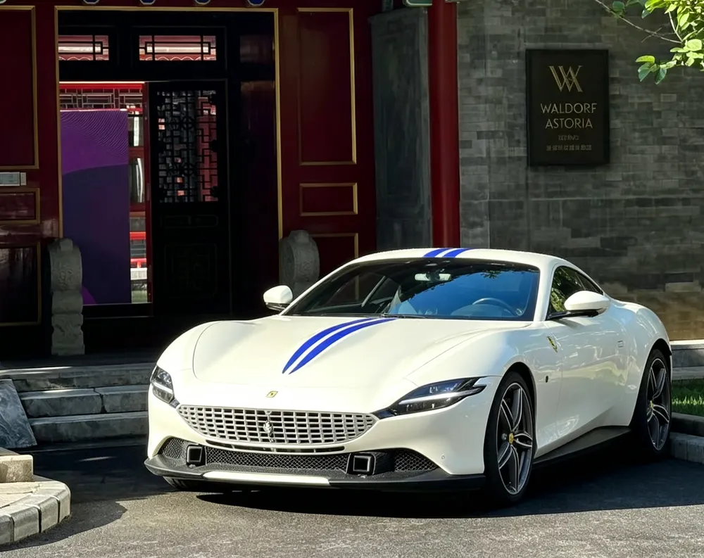 Ferrari Roma, 2020