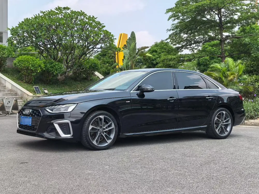 Audi A4L, 2020