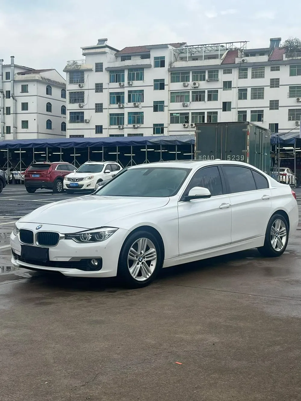 BMW 3-Series 320Li Fashion Version, 2017 — фото 1