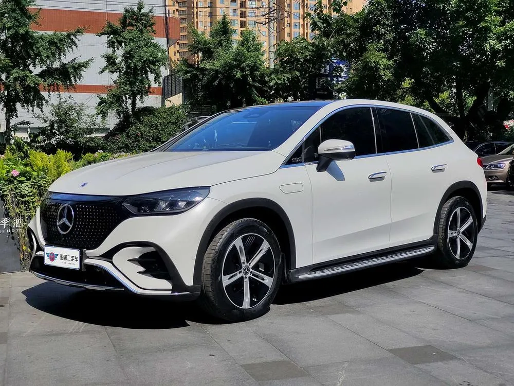 Mercedes-Benz EQE SUV, 2023