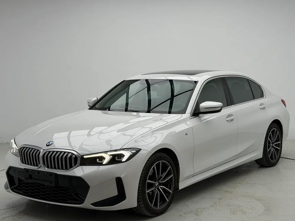 BMW 3-Series, 2023