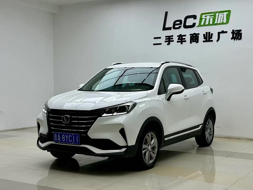 Changan CS15, 2021