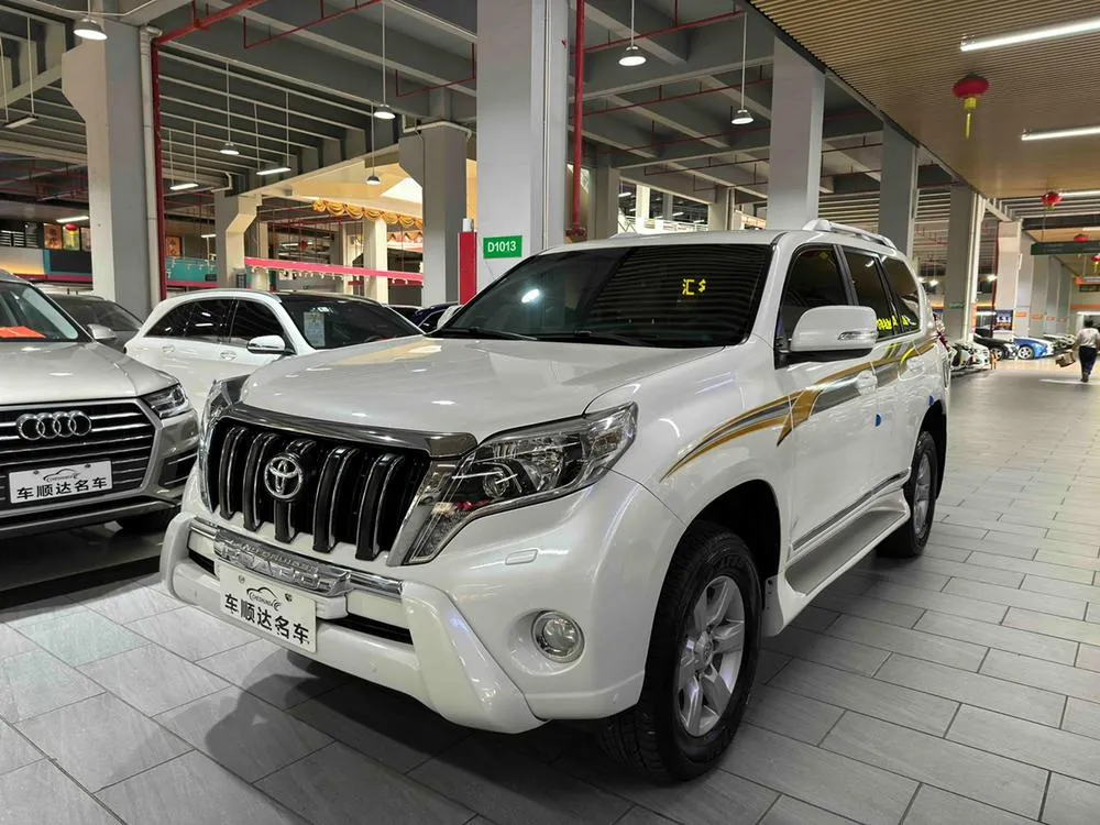 Toyota Prado (Import) 2.7L Auto 4WD 7 Seater, 2015 — фото 1
