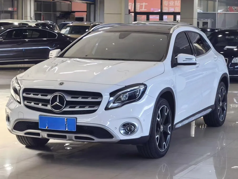 Mercedes-Benz GLA, 2017