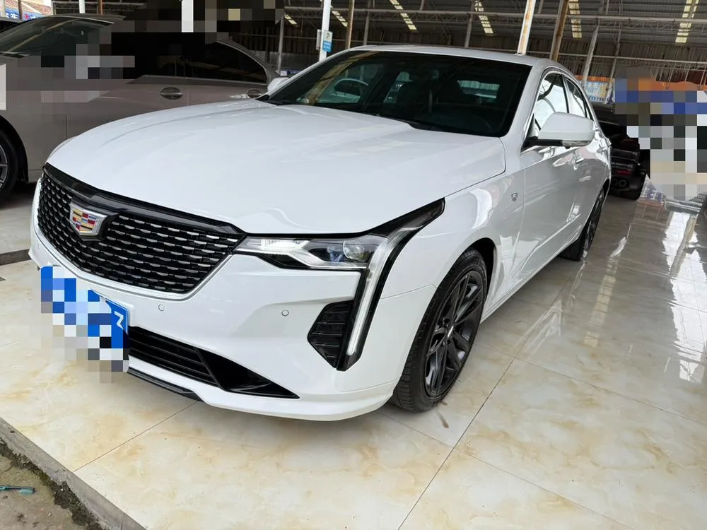 Cadillac CT4, 2022