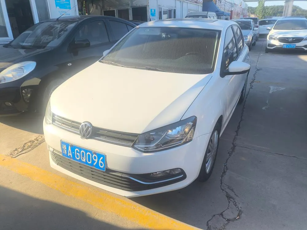 Volkswagen Polo 1.6L Auto Comfort Version, 2016 — фото 1