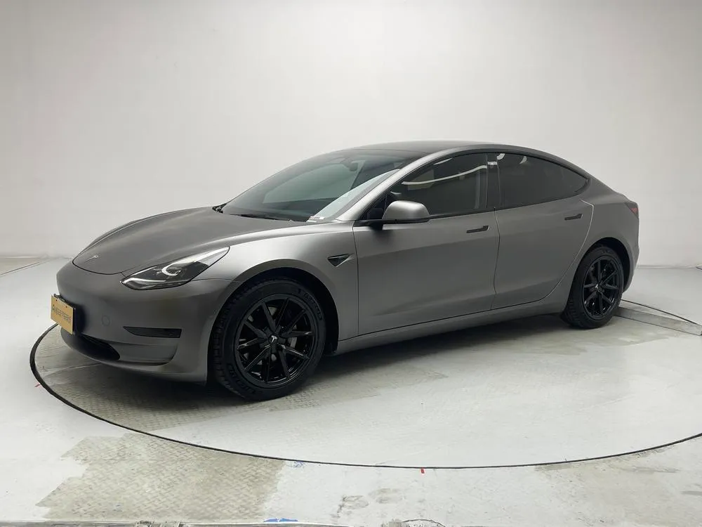 Tesla Model 3, 2021