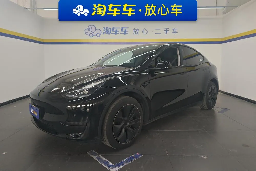 Tesla Model Y, 2023