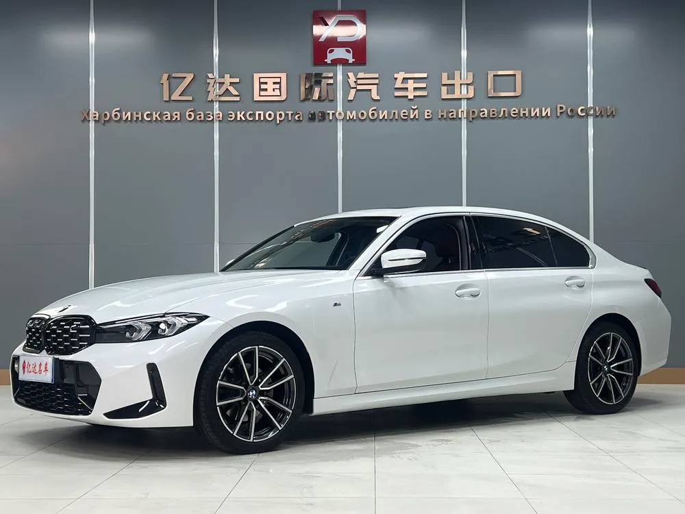 BMW 3-Series, 2023