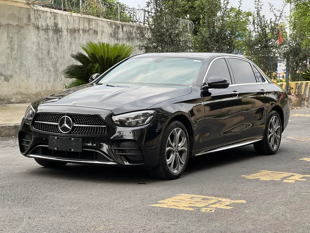 Mercedes-Benz E-Class, 2023